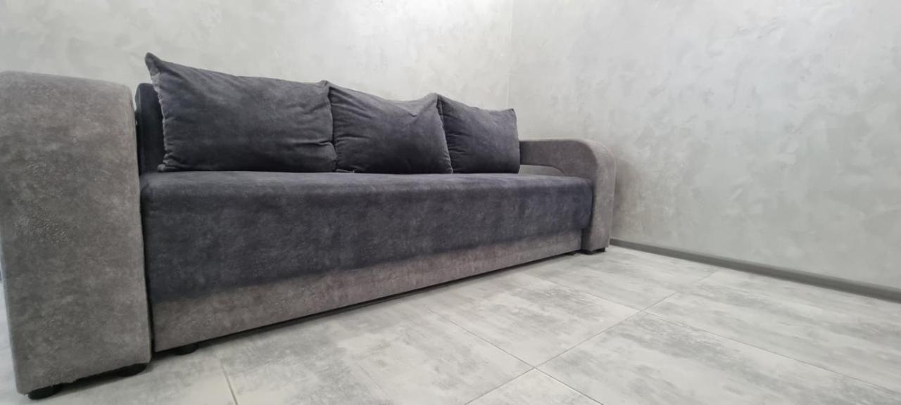 Затишна Двокімнатна Квартира Ternopil Exteriör bild